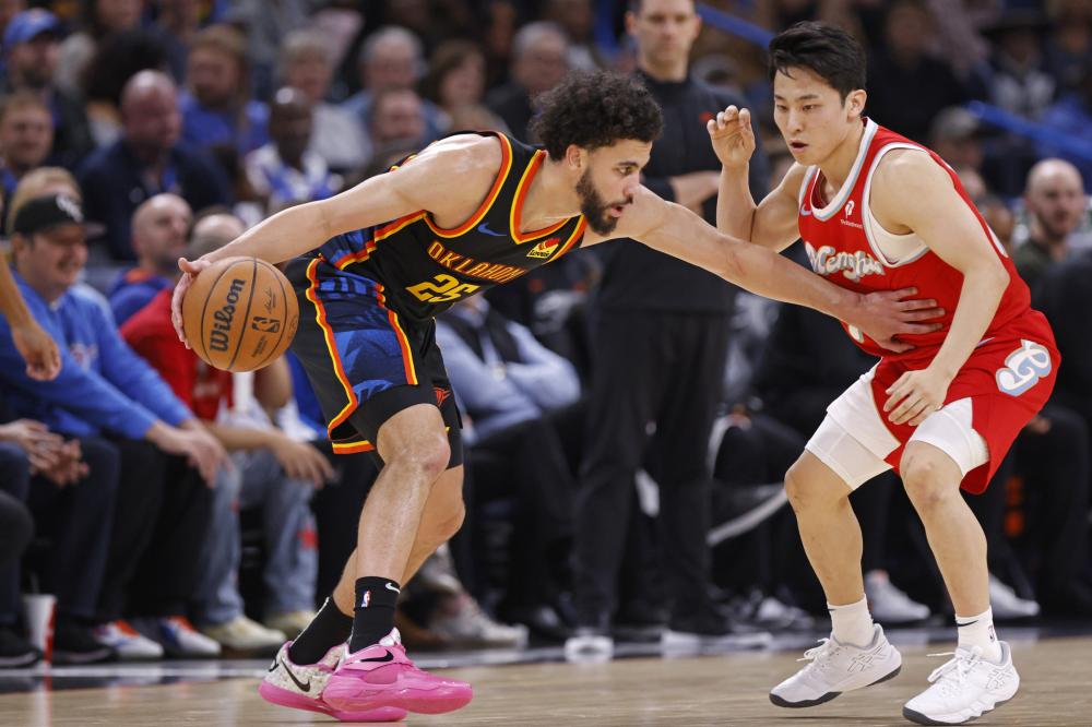 也潜藏着不 也潜藏着不