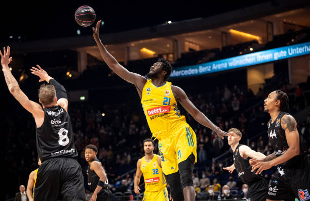 他是唯一一 他是唯一一