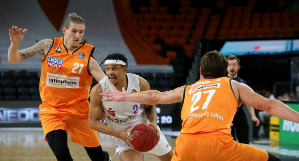 带领球队马 带领球队马